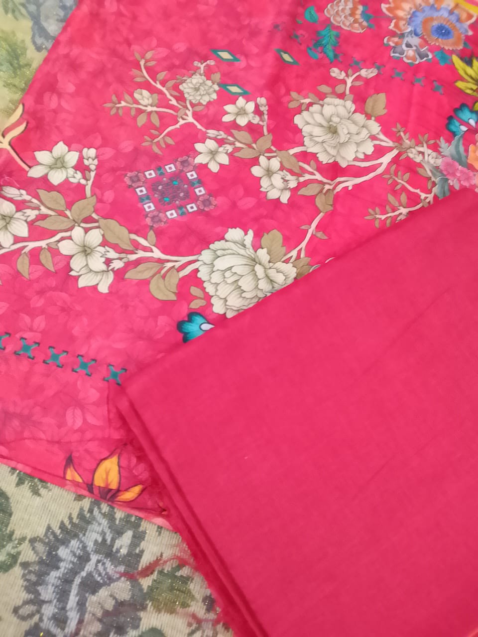 🌺 2 Piece Unstitched Lawn – Blossom Design Suit